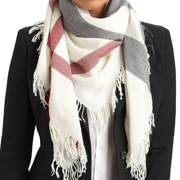 BURBERRY Accessories - Auth BURBERRY Large Scarf Merino Wool